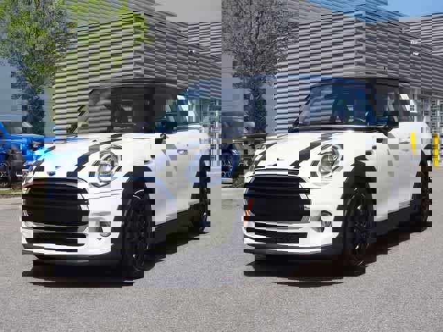 Used 2020 MINI Cooper 2-Door Hardtop image 1