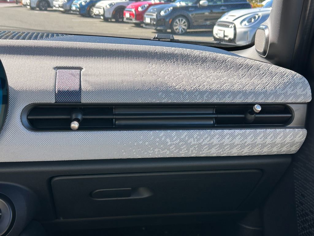 Used 2025 MINI Cooper S image 25