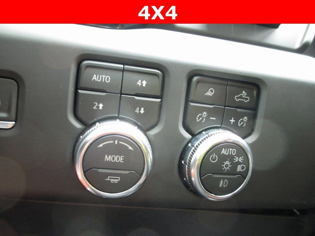 Used 2025 GMC Sierra 2500 Denali Ultimate image 31