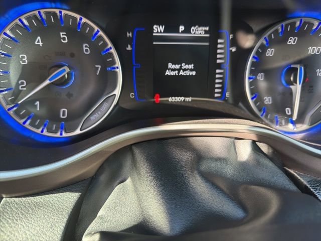 Used 2023 Chrysler Voyager LX FWD image 31