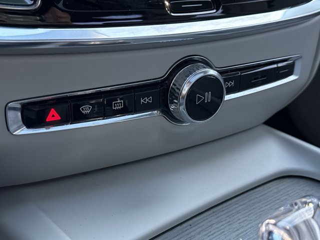 Used 2022 Volvo S60 B5 Inscription w/ Advanced Package image 22