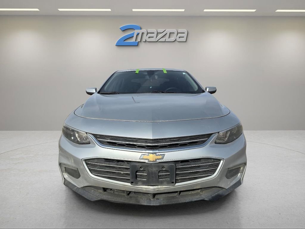 Used 2017 Chevrolet Malibu LT w/ Leather Package image 8