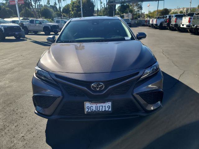 Used 2023 Toyota Camry SE image 3