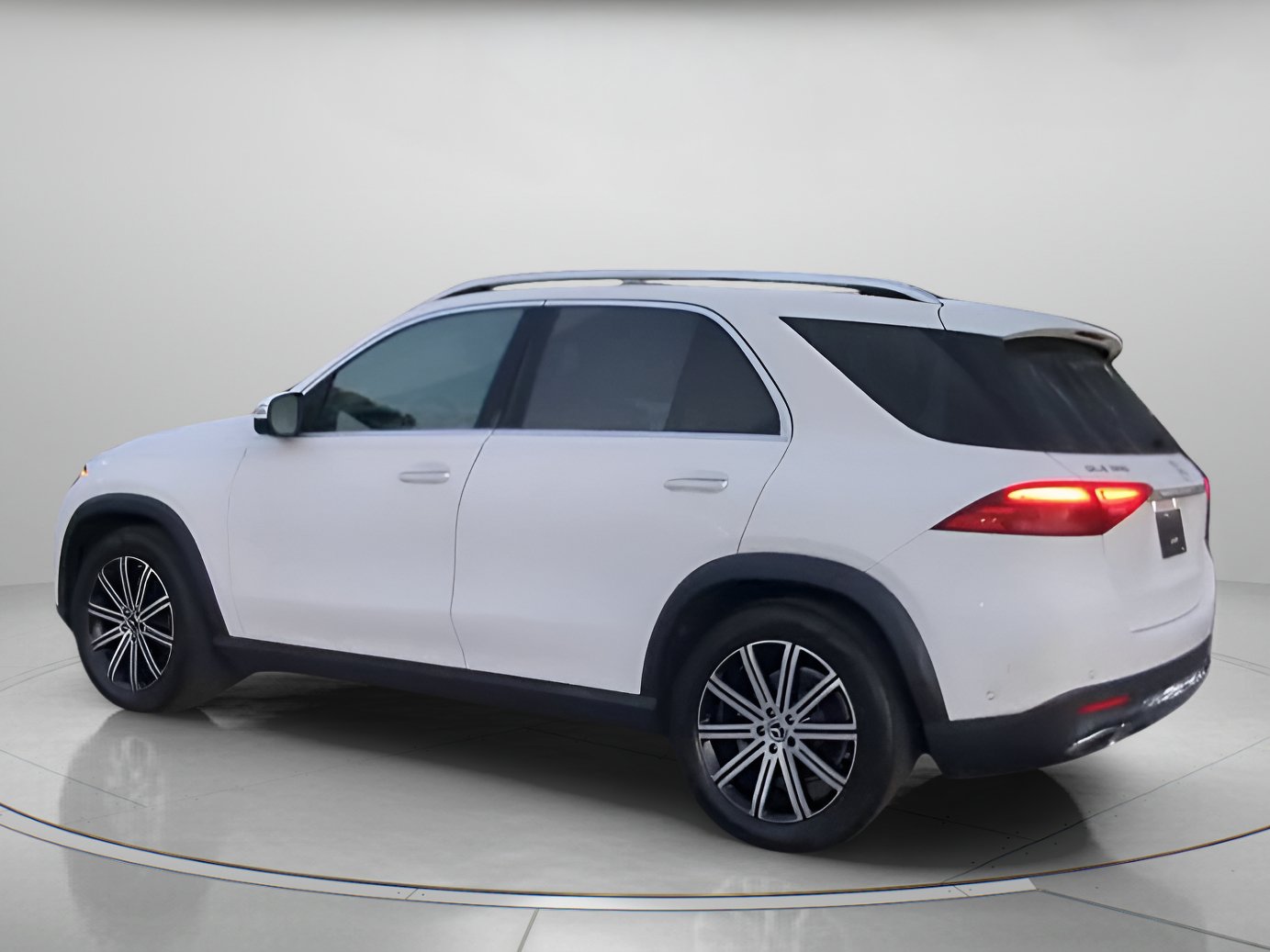 Used 2024 Mercedes-Benz GLE 350 4MATIC image 19