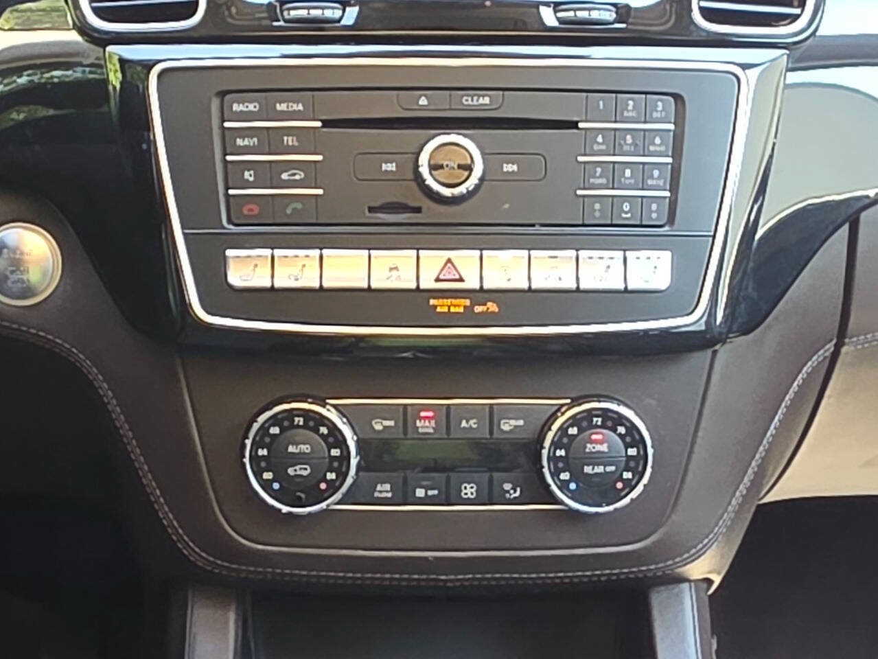Used 2017 Mercedes-Benz GLS 550 4MATIC image 27