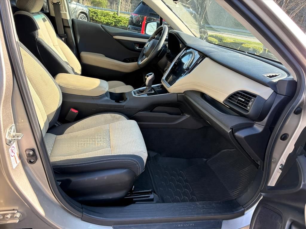 Used 2020 Subaru Outback Premium image 18