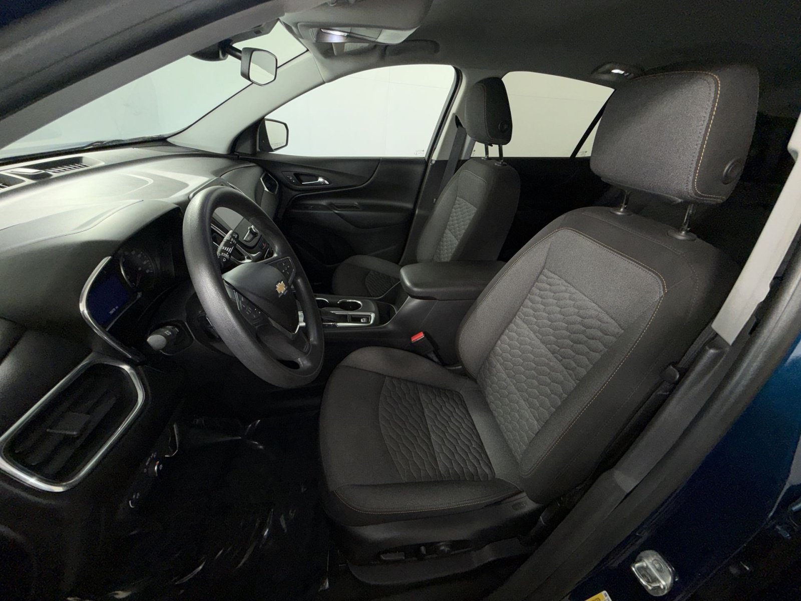 Used 2020 Chevrolet Equinox LT FWD image 13
