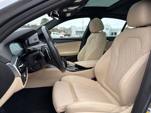 Used 2022 BMW 540i xDrive w/ Convenience Package image 21