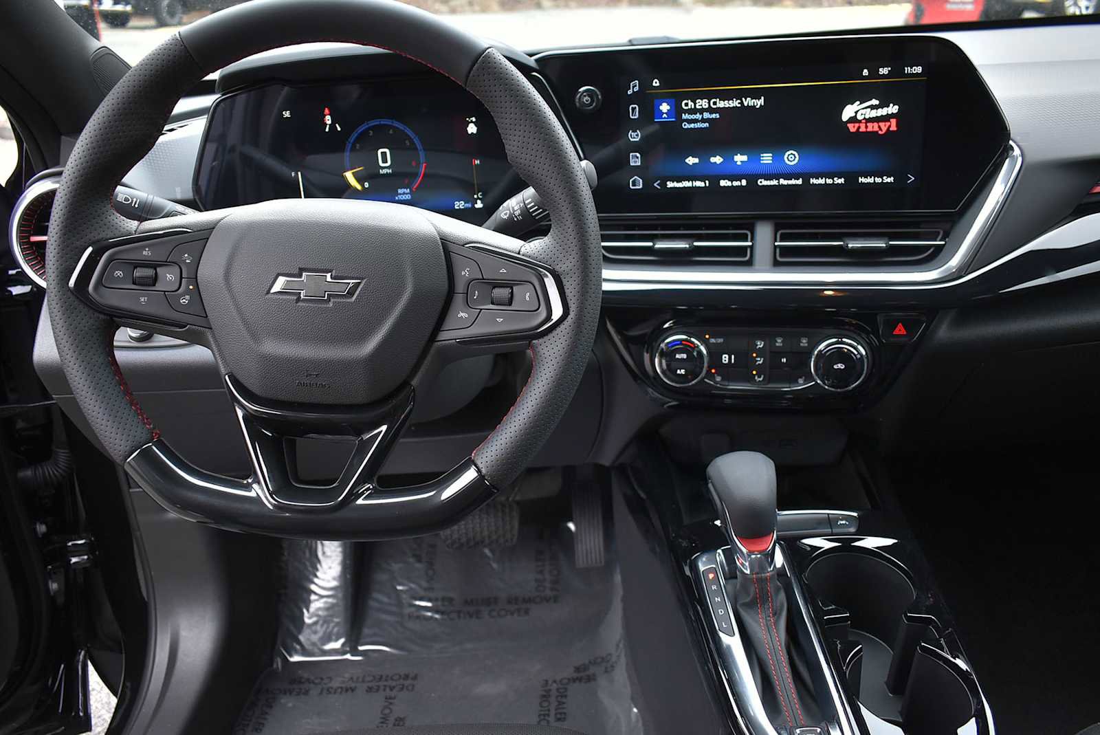 New 2026 Chevrolet Trax RS w/ Sunroof Package FWD image 14