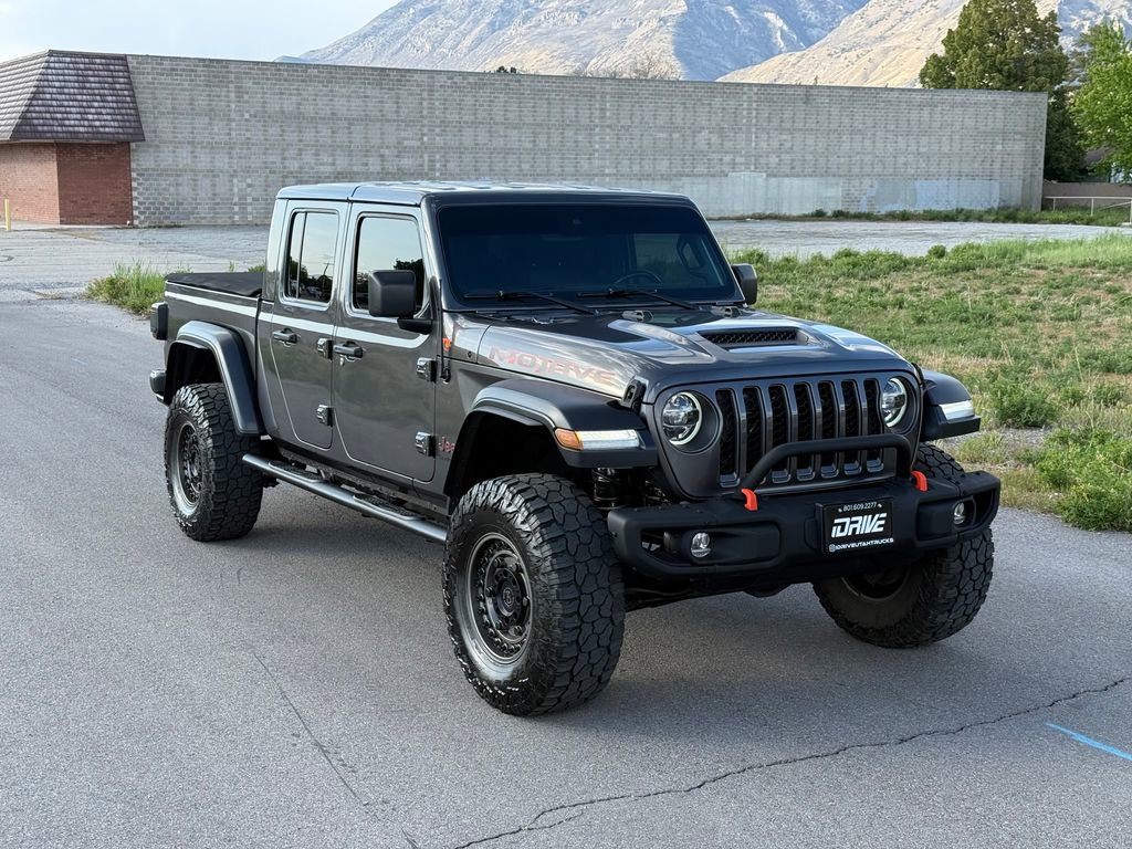 Used 2020 Jeep Gladiator Mojave w/ Dual Top Group AWD/4WD image 2