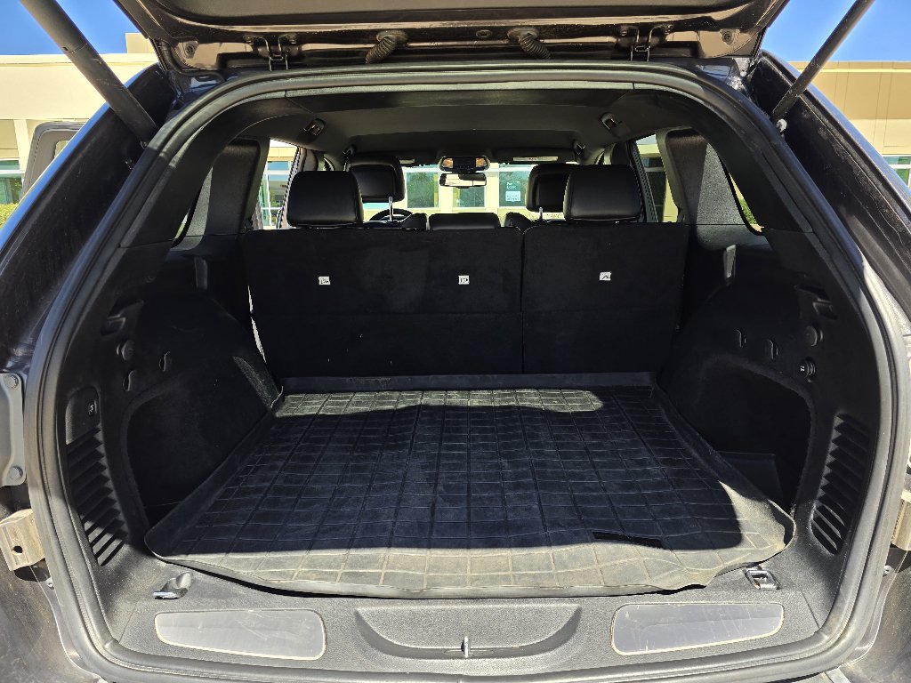 Used 2015 Jeep Grand Cherokee Limited AWD/4WD image 30