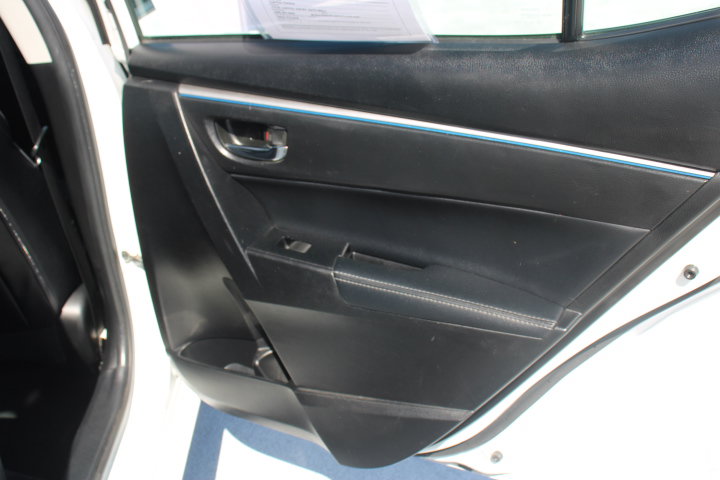 Used 2016 Toyota Corolla S FWD image 15