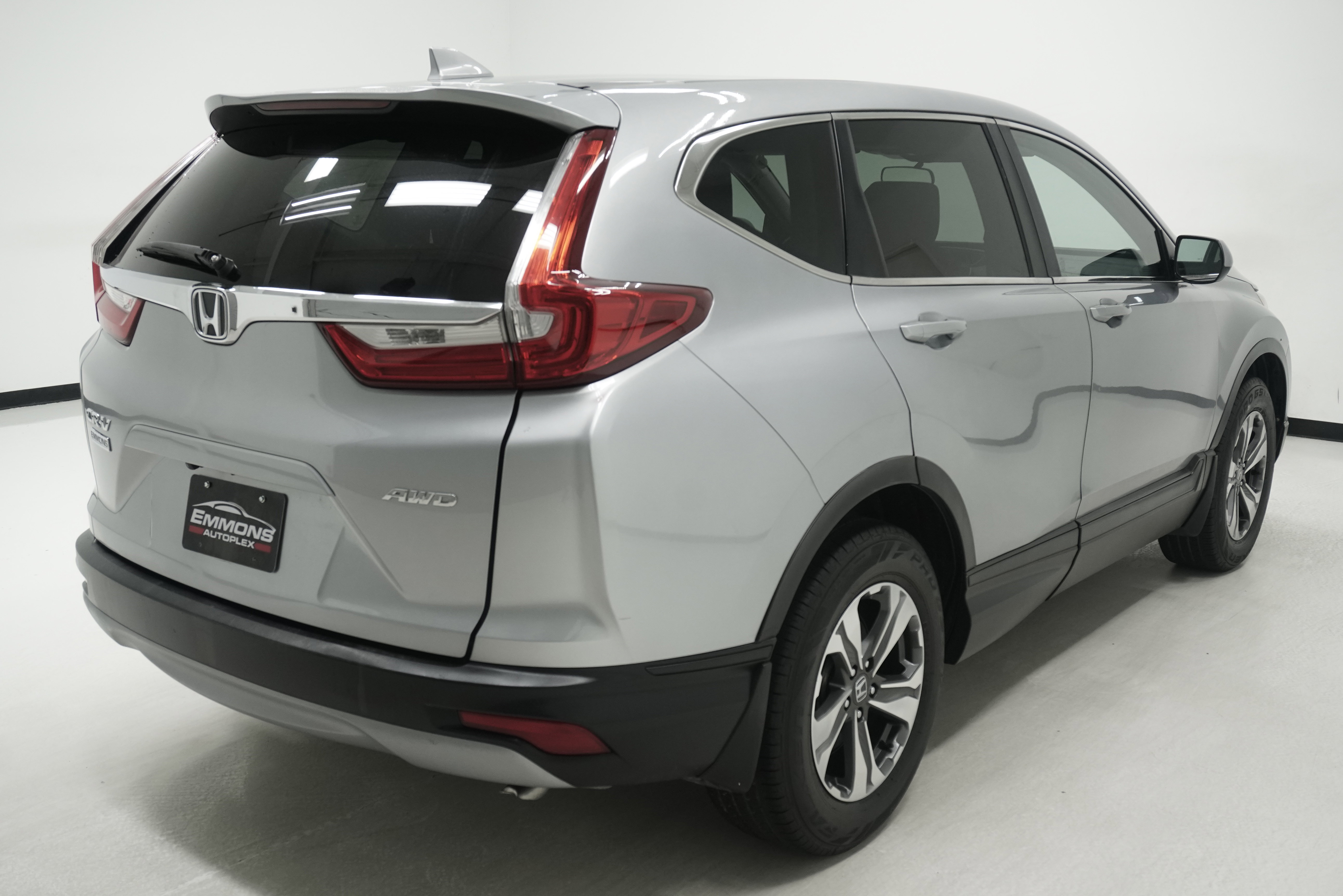 Used 2018 Honda CR-V LX image 4