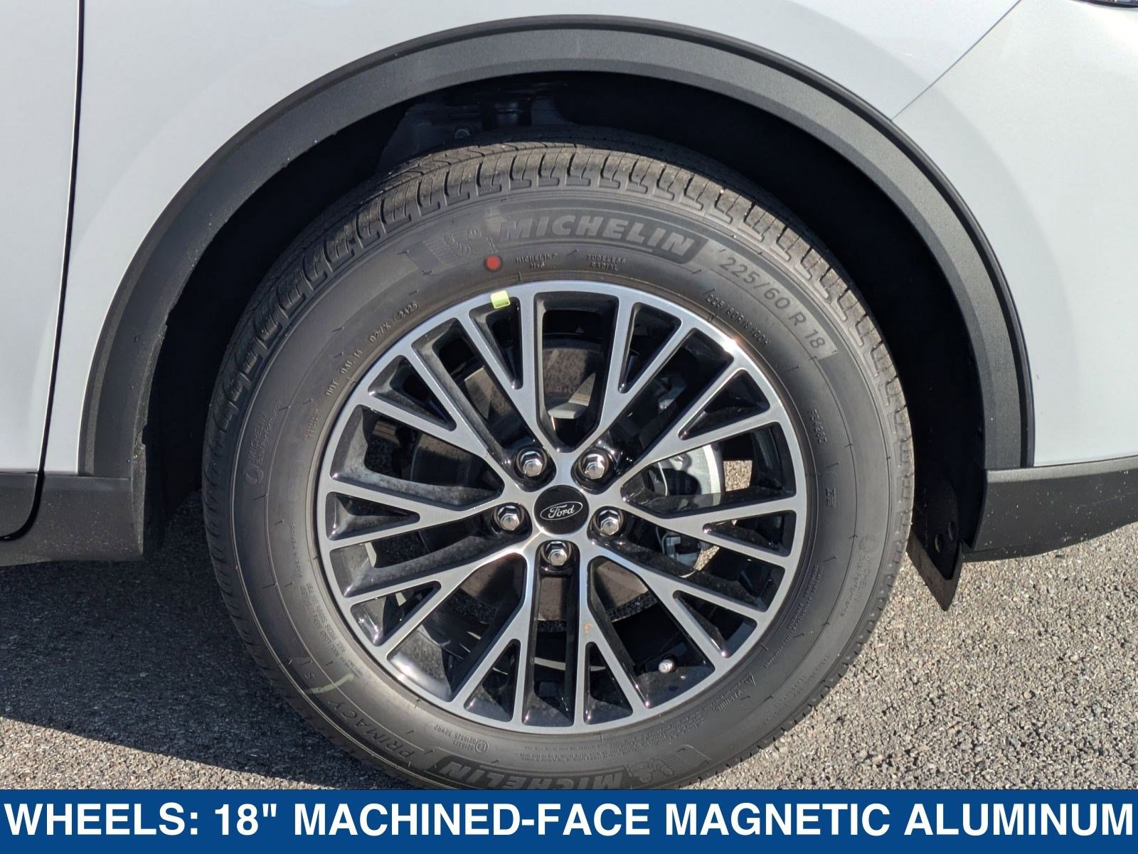 New 2025 Ford Escape SE image 12