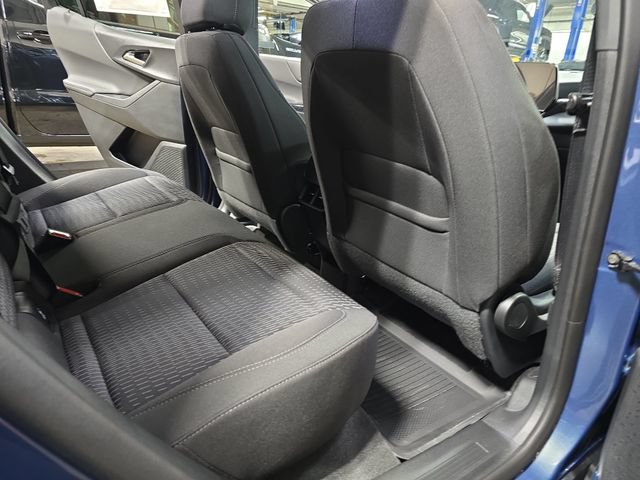 New 2026 Chevrolet Equinox LT w/ Safety and Technology Package AWD/4WD image 12