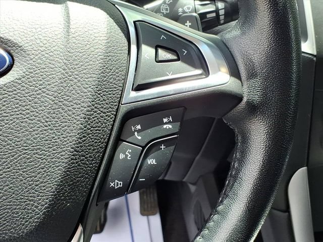 Certified 2017 Ford Edge SEL w/ Cargo Accessory Package AWD/4WD image 18