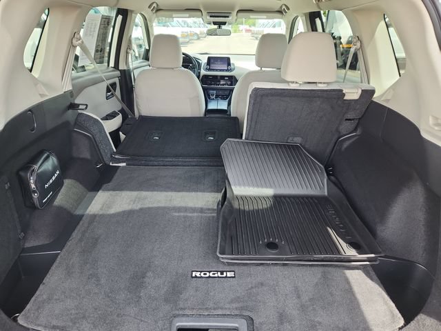 Used 2023 Nissan Rogue SV AWD/4WD image 33