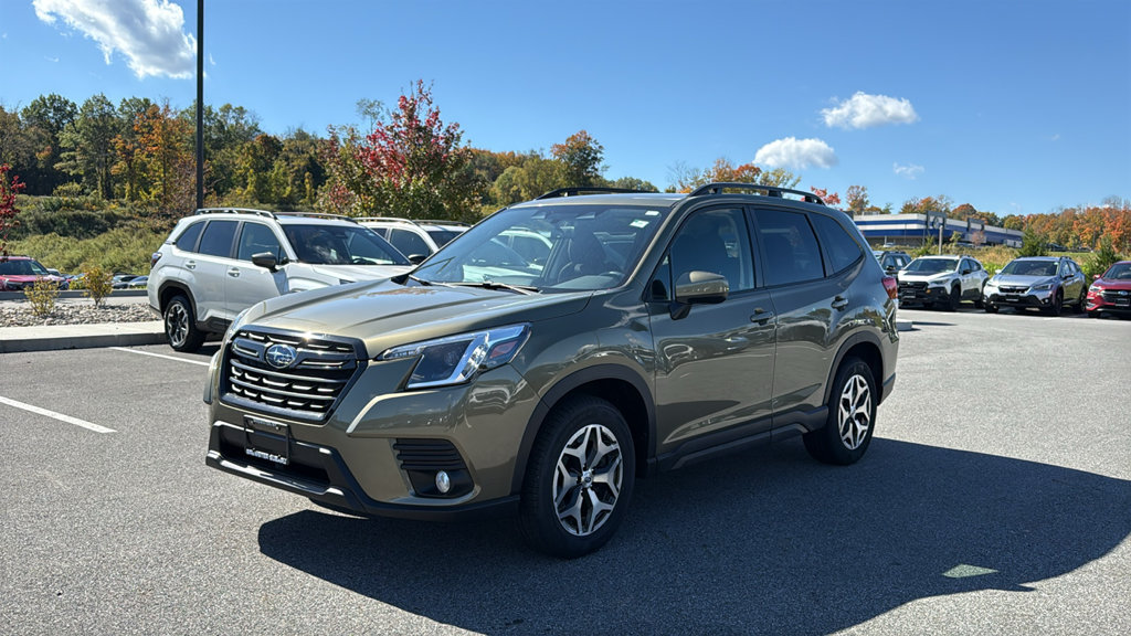 Certified 2023 Subaru Forester Premium AWD/4WD image 3