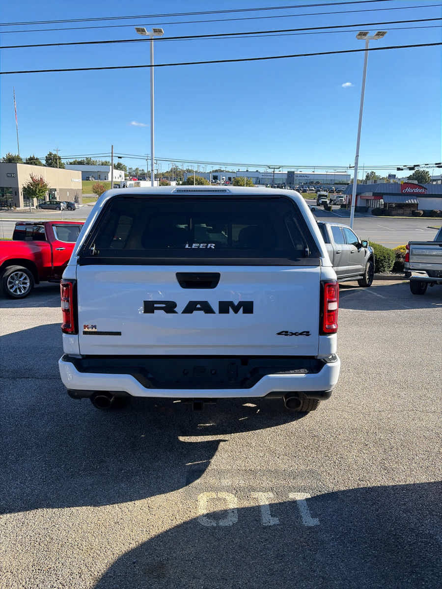 Used 2025 RAM 1500 Big Horn AWD/4WD image 16