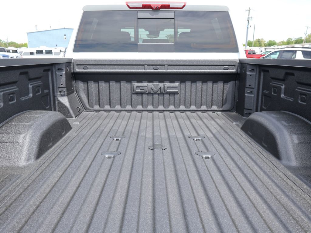 New 2026 GMC Sierra 2500 AT4 w/ AT4 Premium Plus Package AWD/4WD image 6