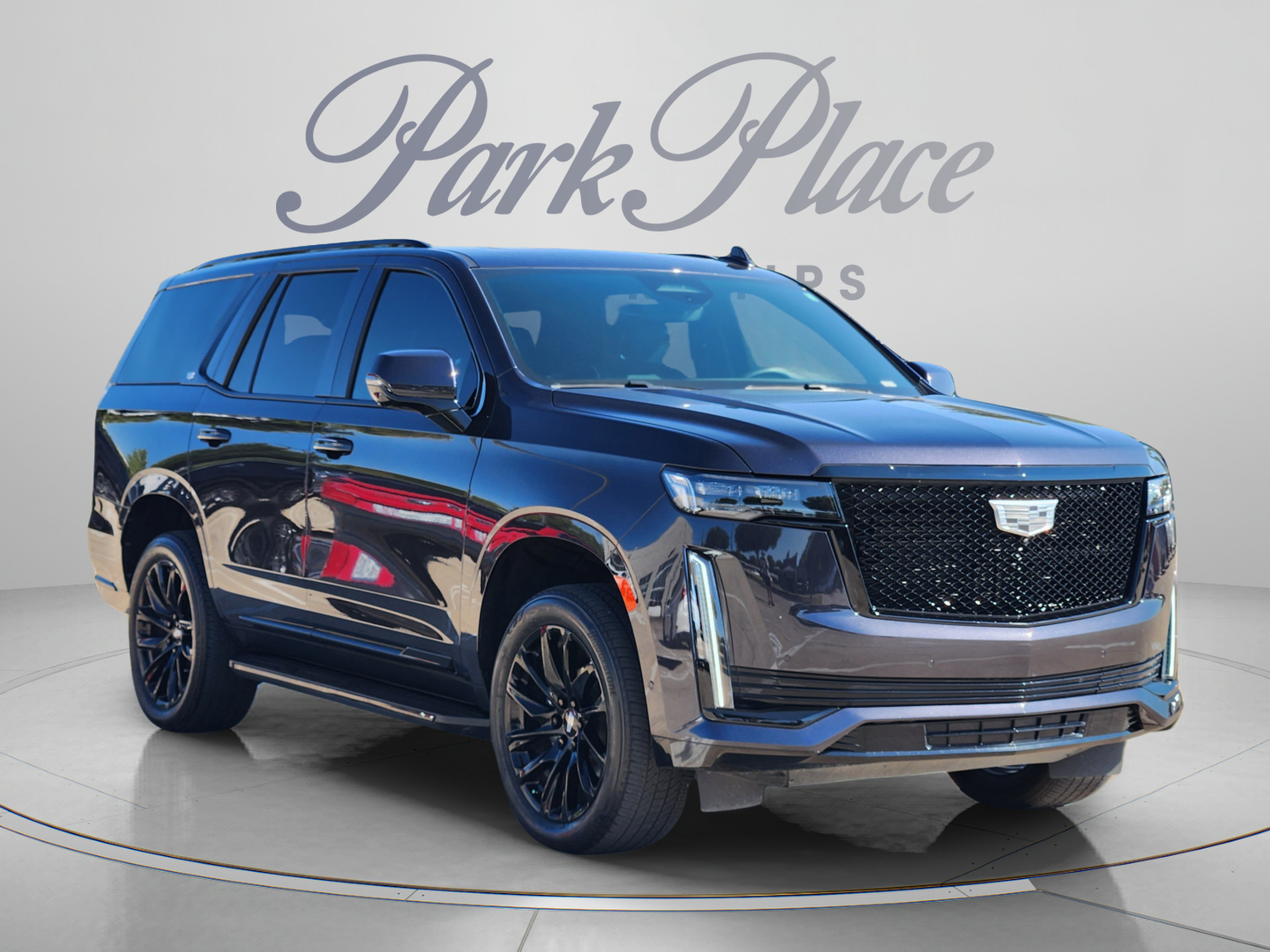 Used 2024 Cadillac Escalade Sport w/ LPO, ONYX Package AWD/4WD image 4