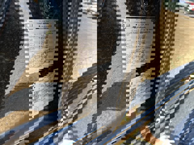 Used 2023 Chevrolet Silverado 1500 LT image 34