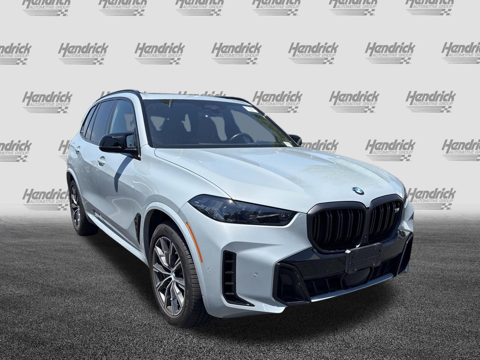 Certified 2025 BMW X5 M60i AWD/4WD image 7