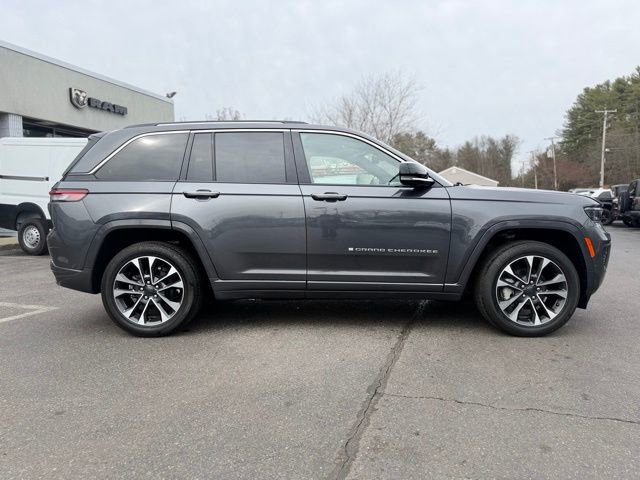 Used 2022 Jeep Grand Cherokee Overland w/ Luxury Tech Group IV image 9