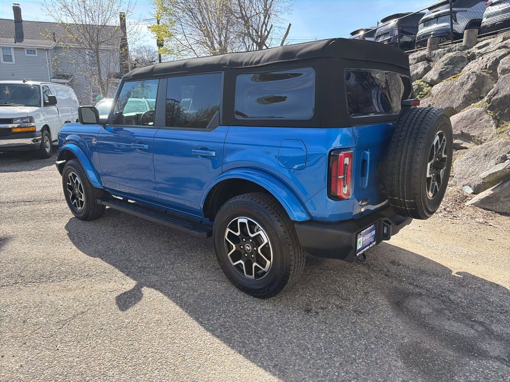 Used 2024 Ford Bronco Outer Banks image 3