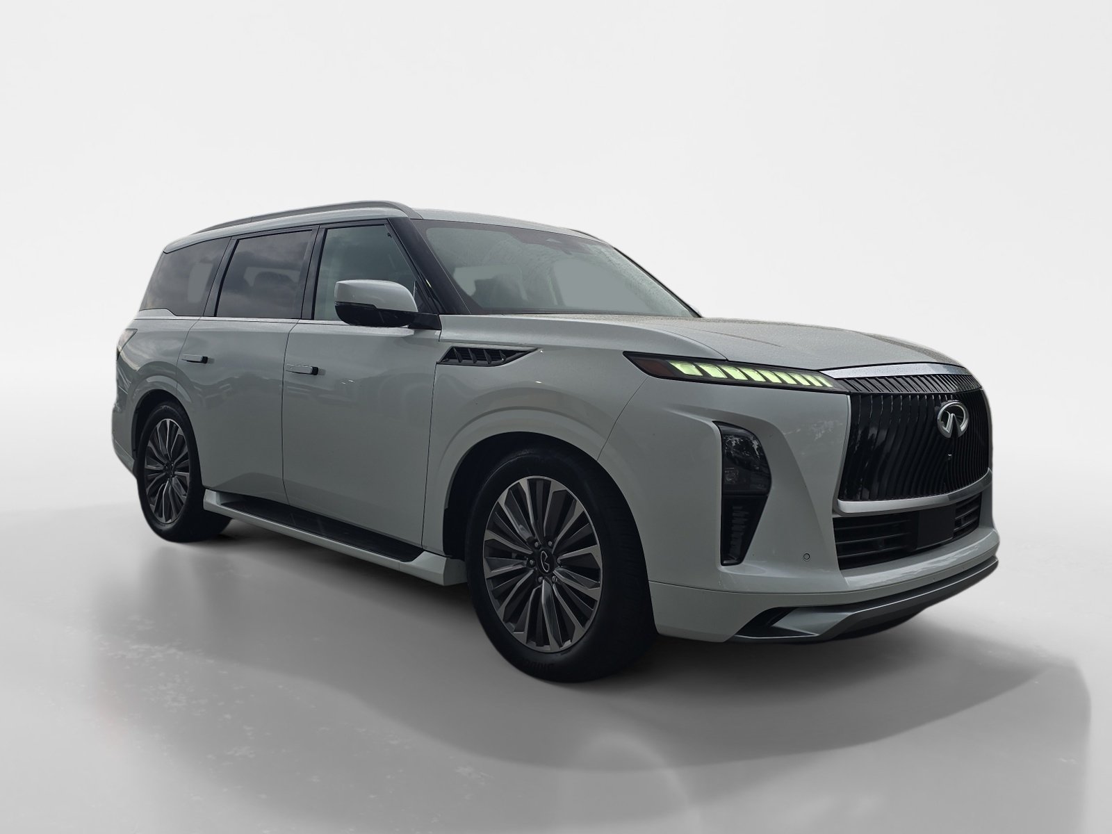 Used 2025 INFINITI QX80 Sensory AWD/4WD image 8