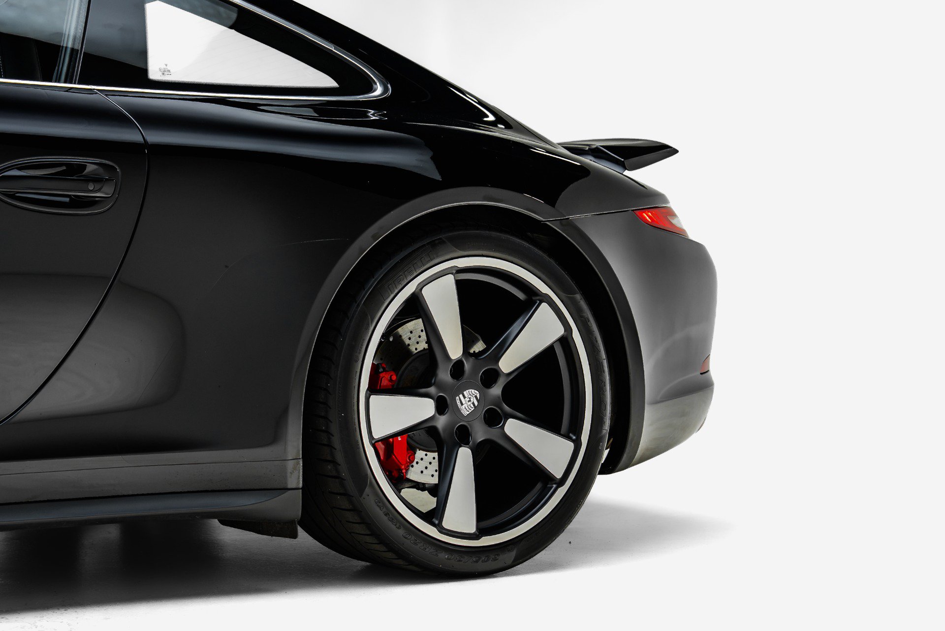 Used 2014 Porsche 911 Carrera S RWD image 16