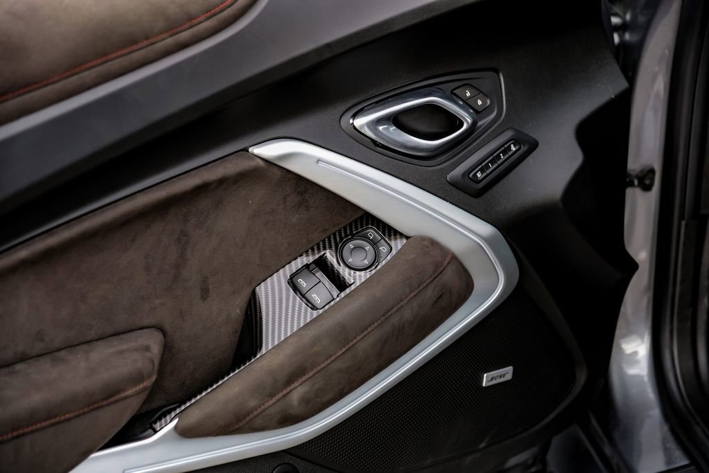 Used 2019 Chevrolet Camaro ZL1 image 43
