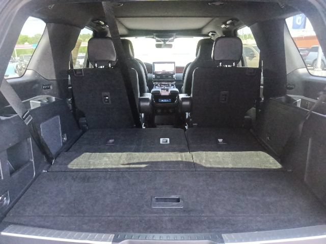 Used 2024 Lincoln Navigator Reserve AWD/4WD image 33