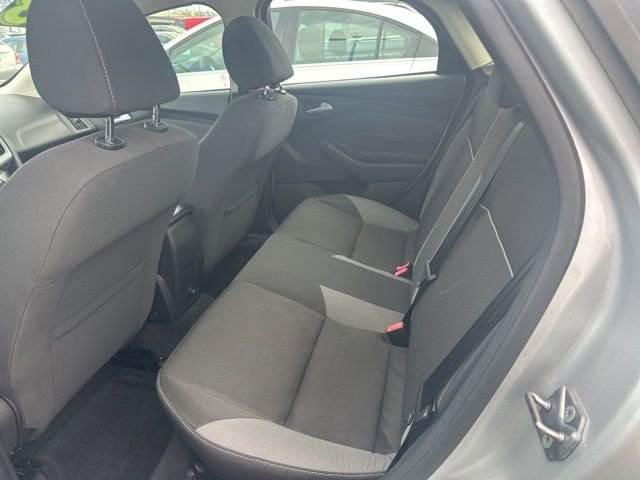 Used 2013 Ford Focus SE FWD image 15