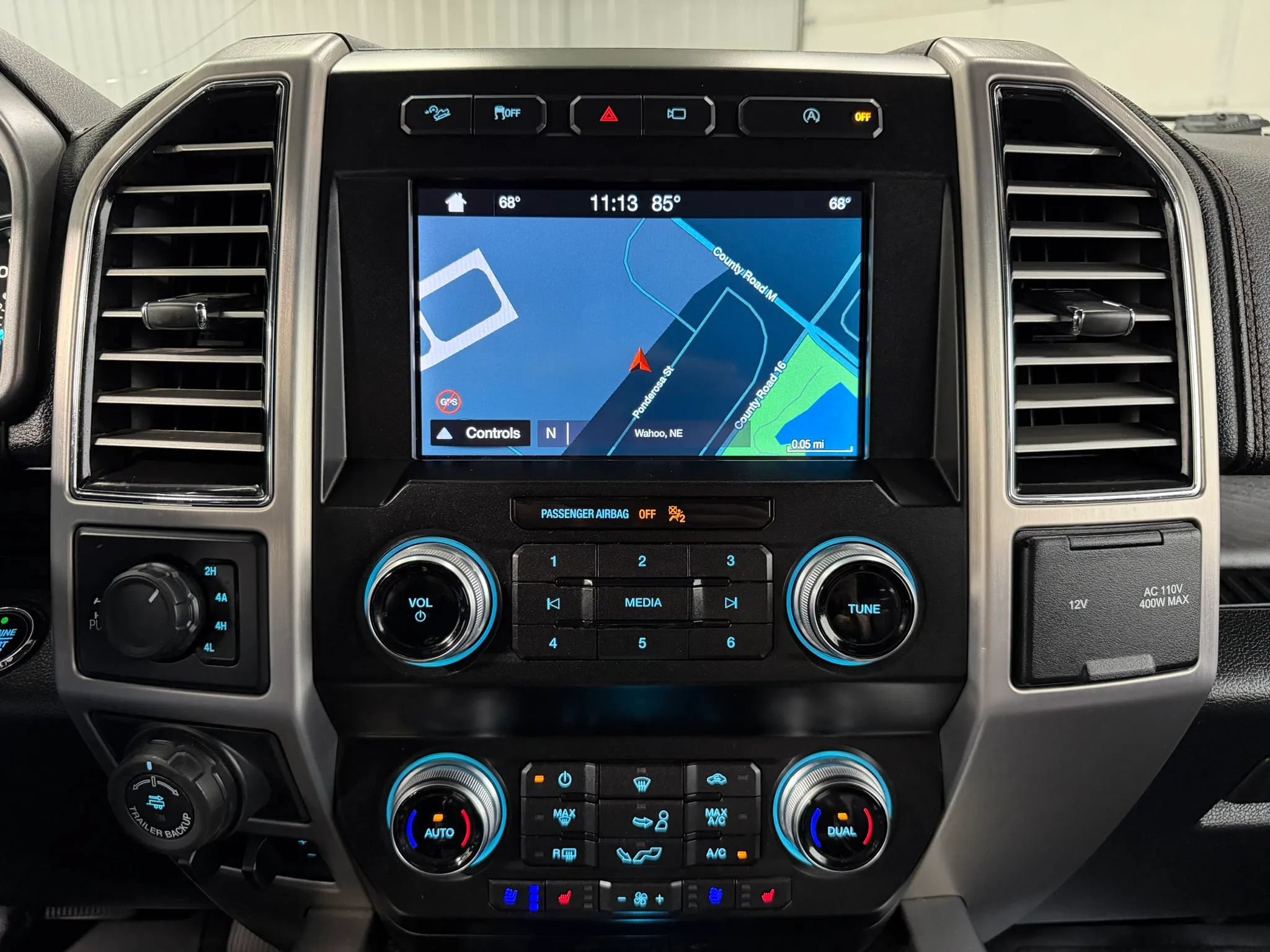 Used 2019 Ford F150 Platinum w/ Equipment Group 701A Luxury AWD/4WD image 22