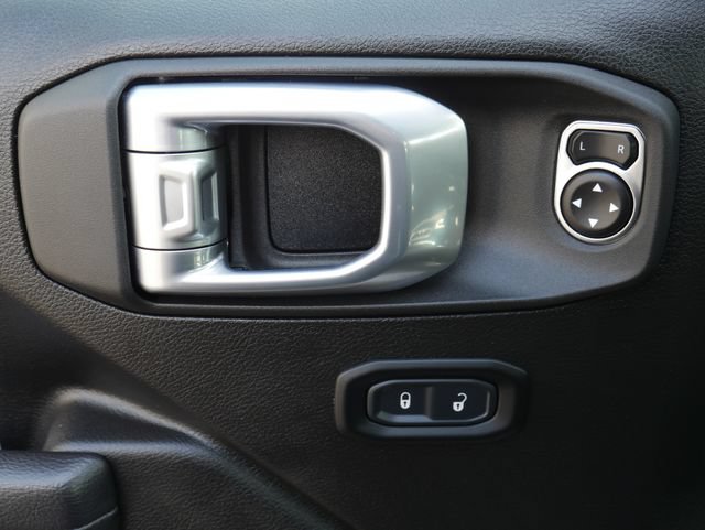 Used 2024 Jeep Wrangler Unlimited Sport AWD/4WD image 12
