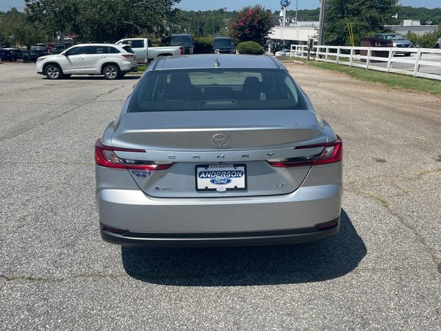 Used 2025 Toyota Camry LE FWD image 6