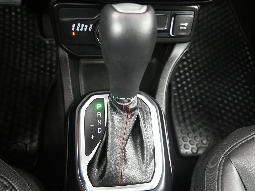 Used 2023 Jeep Renegade Trailhawk w/ Sun/Sound Group image 21