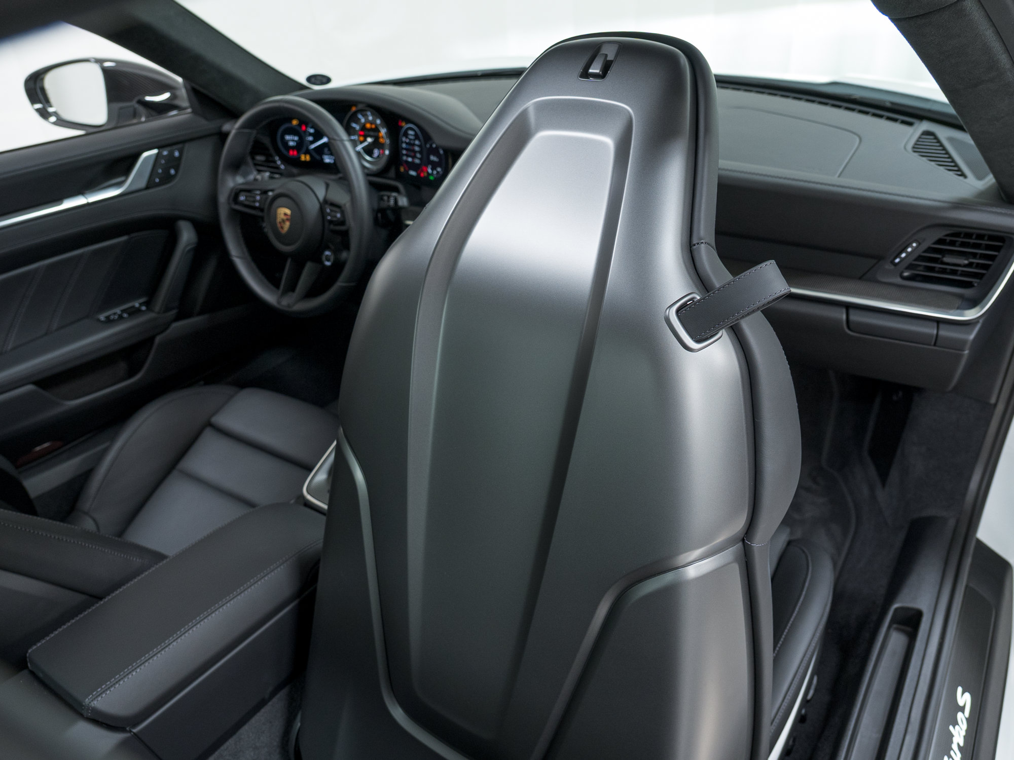Certified 2023 Porsche 911 Turbo S AWD/4WD image 34