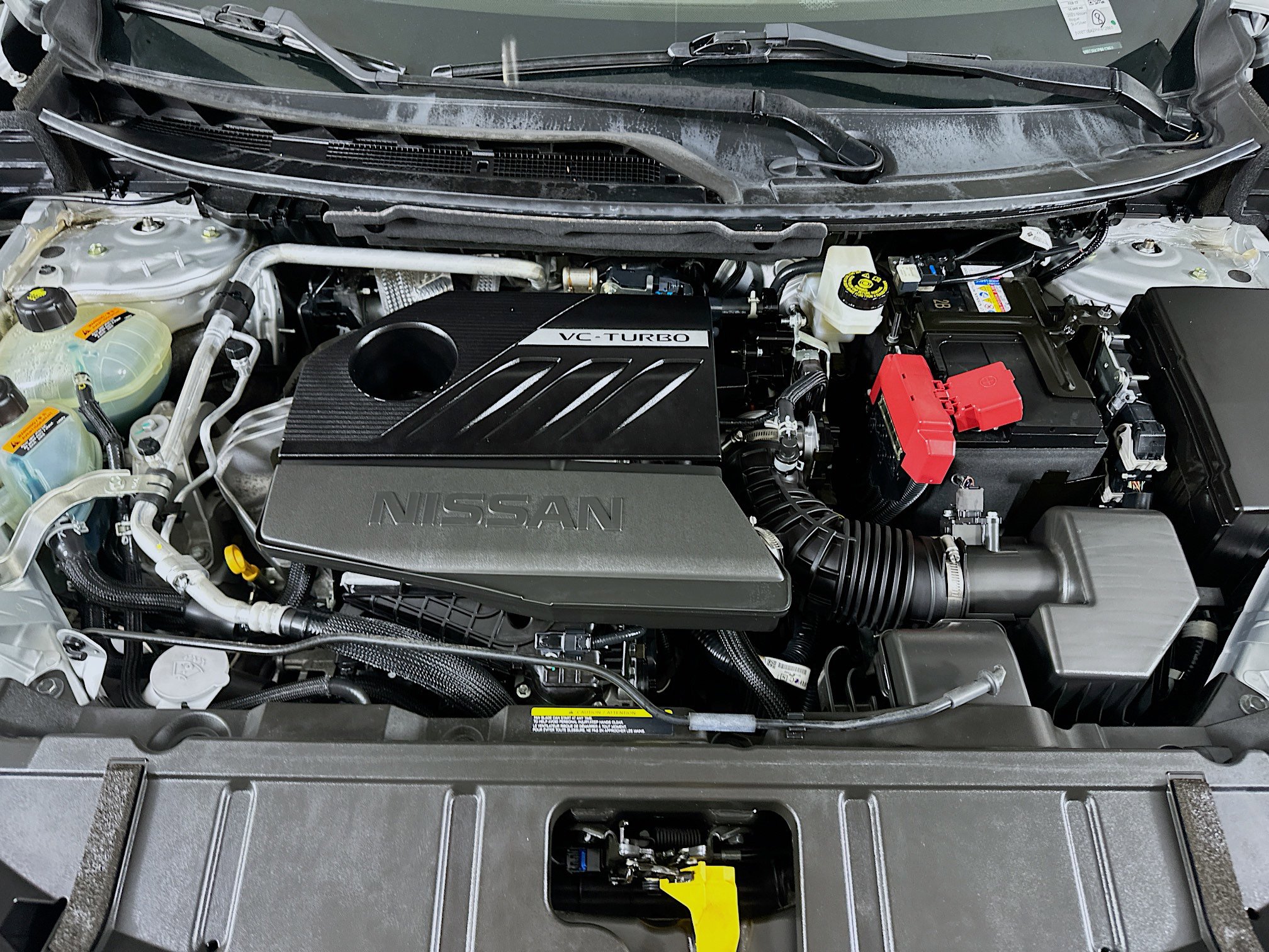 Used 2023 Nissan Rogue SV image 31