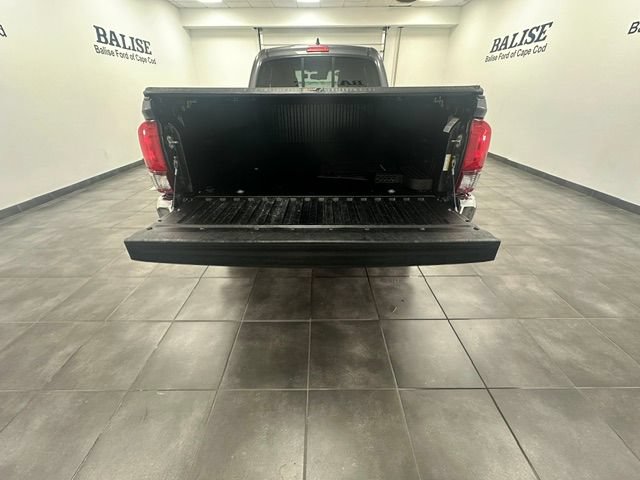 Used 2021 Toyota Tacoma SR5 w/ Blackout Package (TMS) AWD/4WD image 22