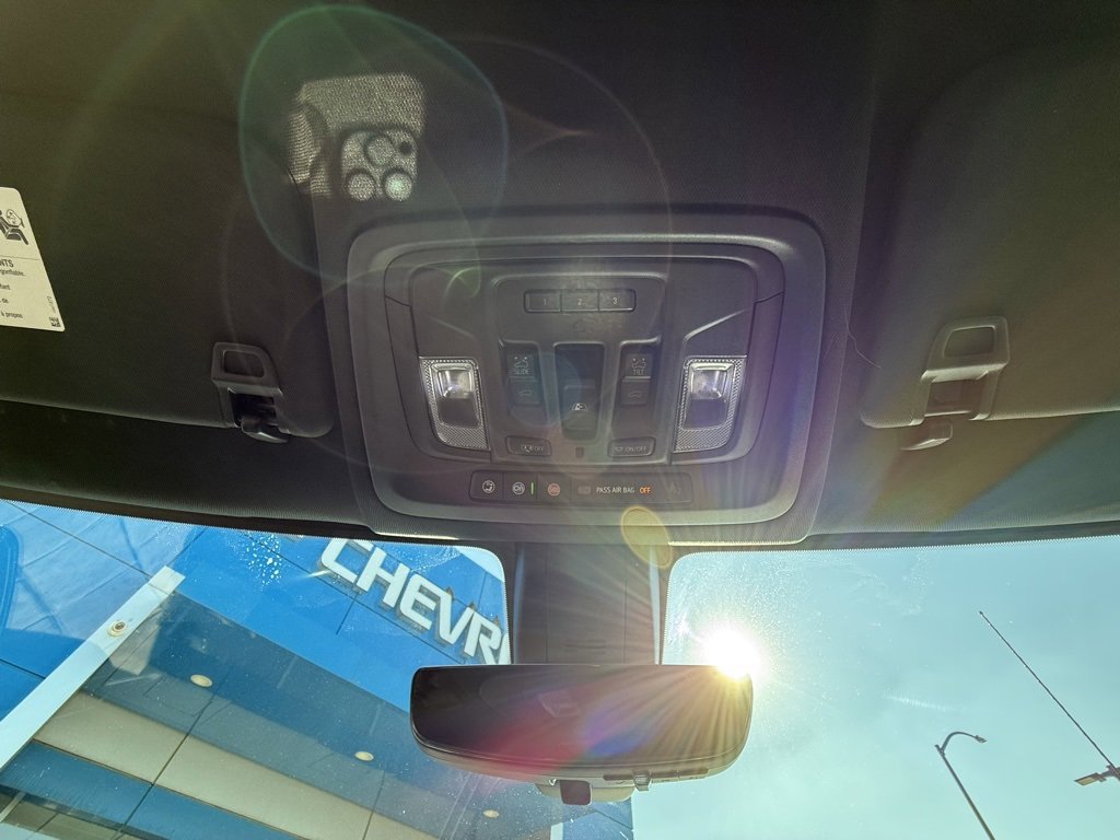 Used 2020 Chevrolet Silverado 1500 High Country w/ Technology Package image 22