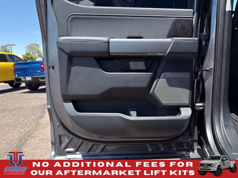 Used 2025 Ford F350 Lariat w/ FX4 Off-Road Package AWD/4WD image 21