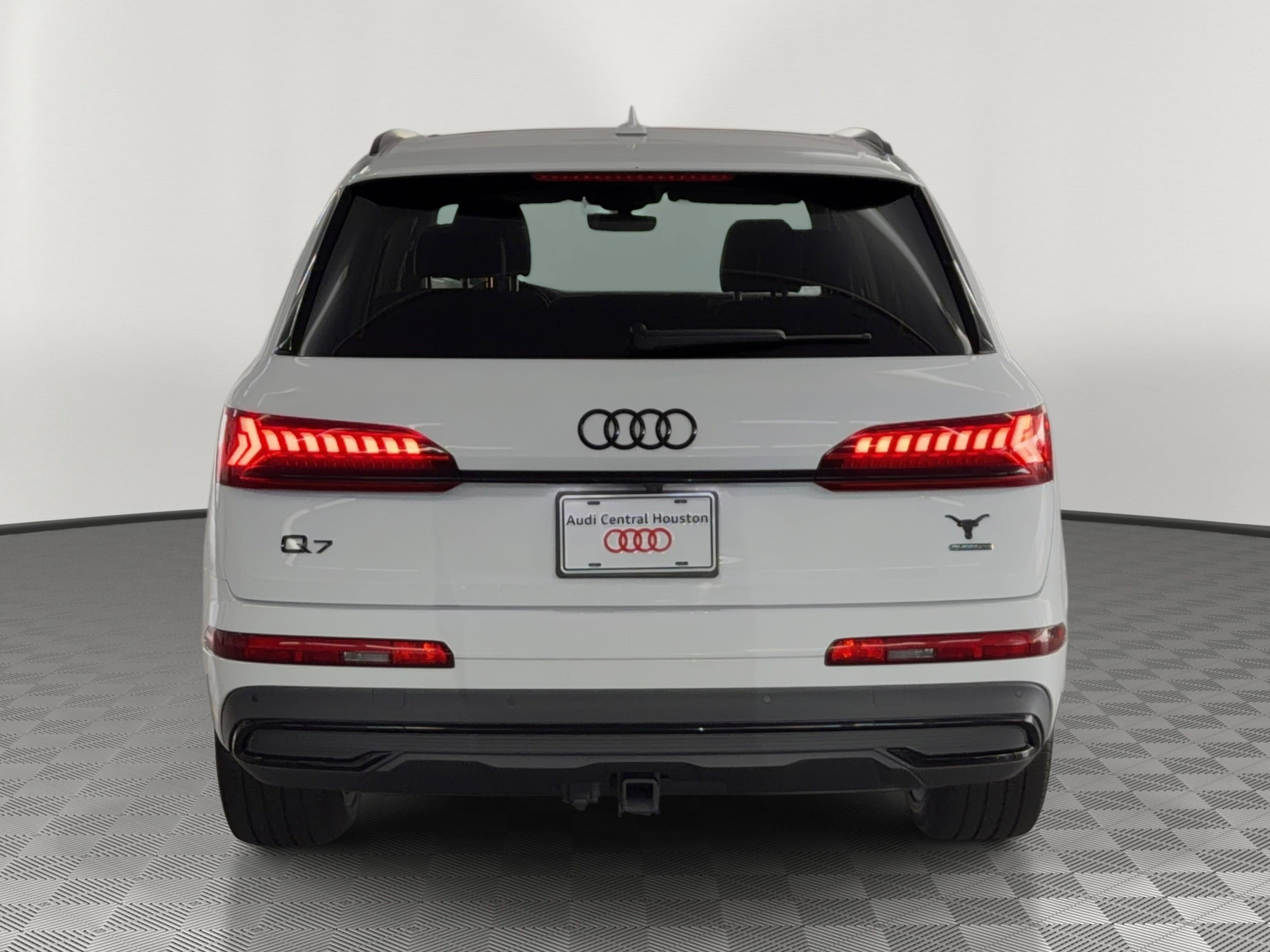Used 2023 Audi Q7 3.0T Premium Plus image 10