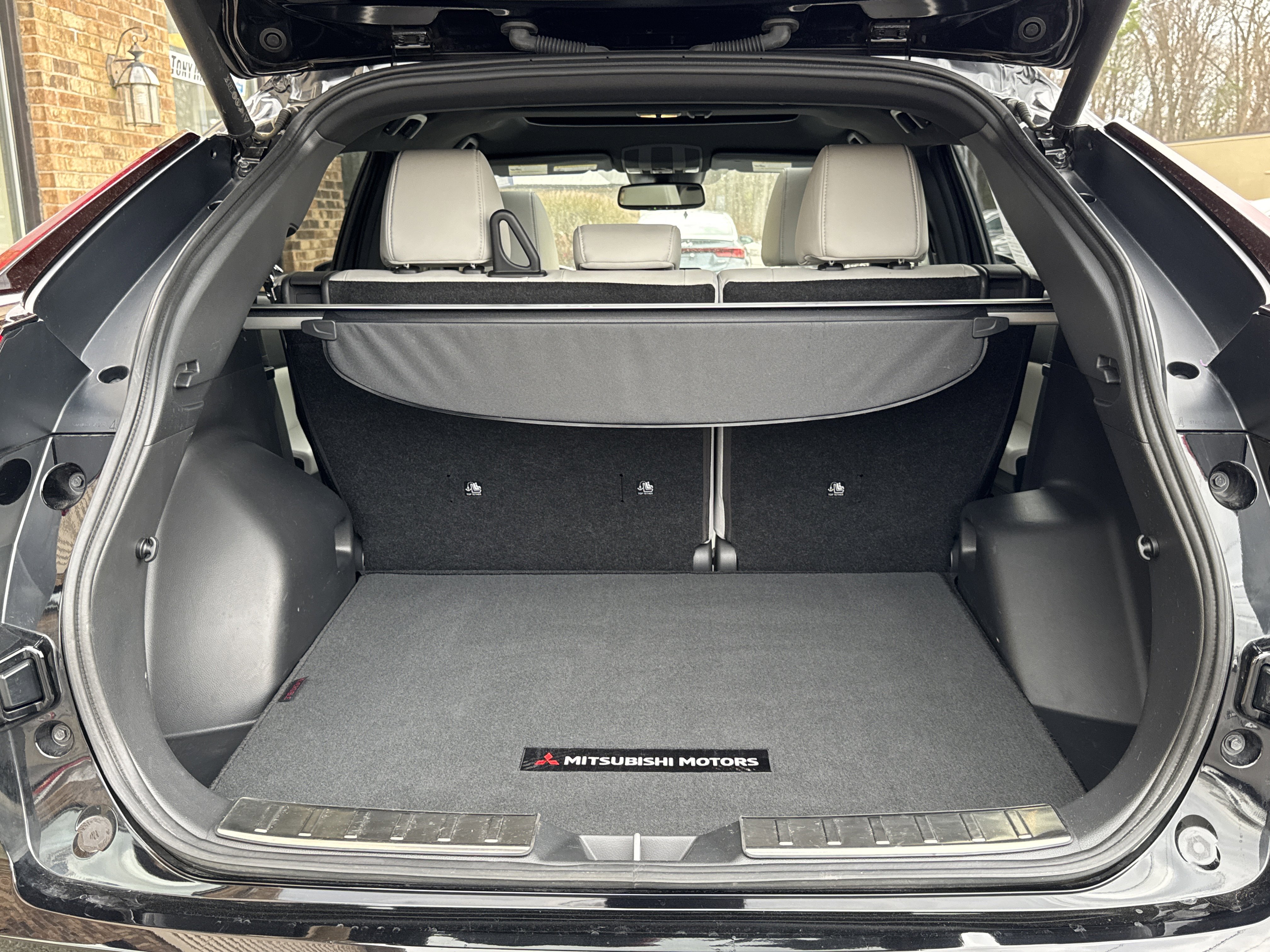 Used 2024 Mitsubishi Eclipse Cross SEL image 11