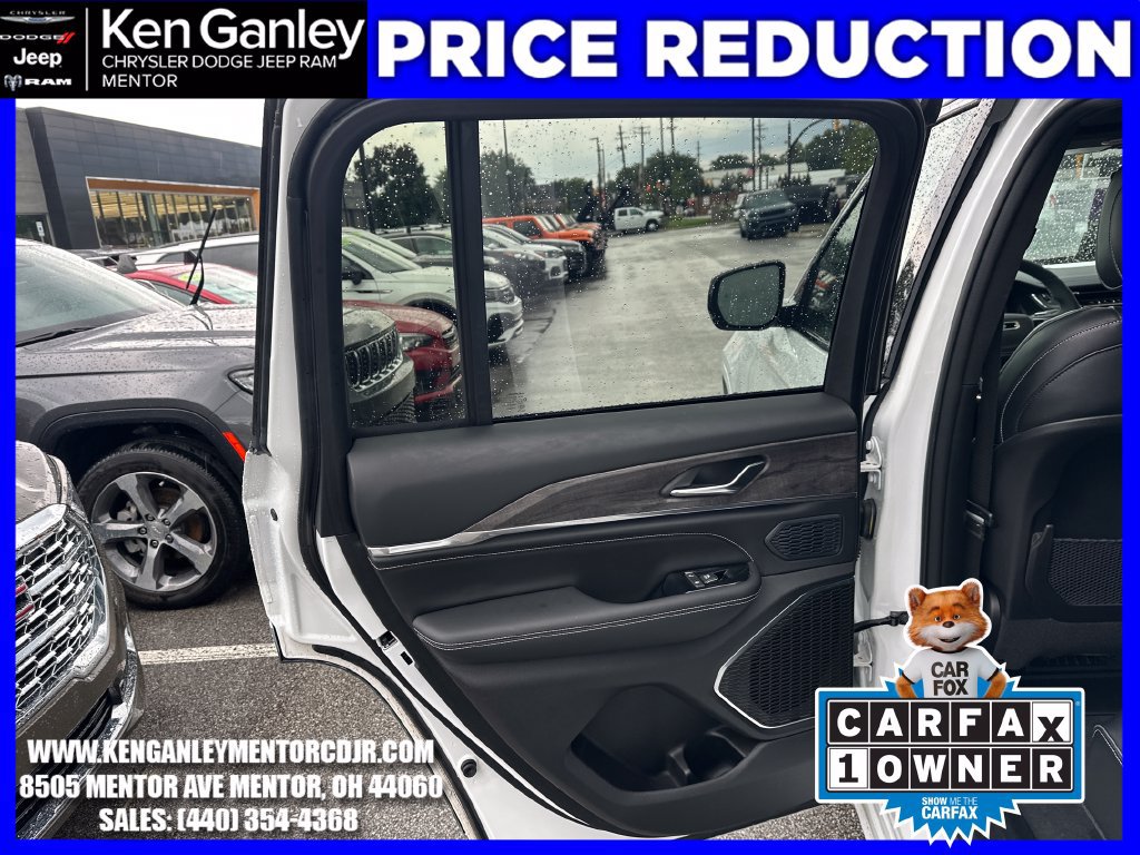 Certified 2024 Jeep Grand Cherokee Overland w/ Trailer Tow Package AWD/4WD image 23