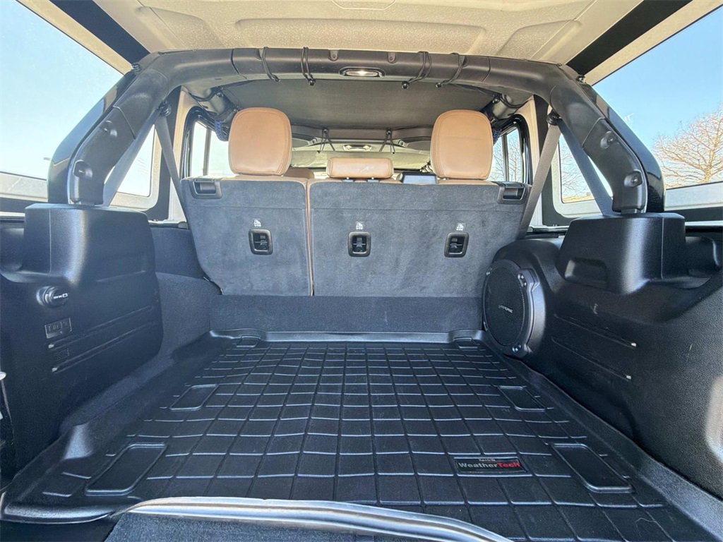 Used 2022 Jeep Wrangler Unlimited Rubicon 4xe w/ Cold Weather Group image 10