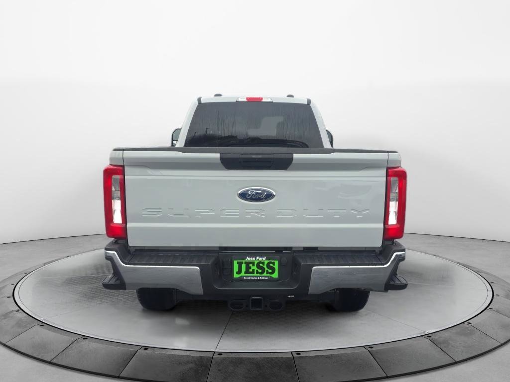 New 2026 Ford F350 XLT image 4