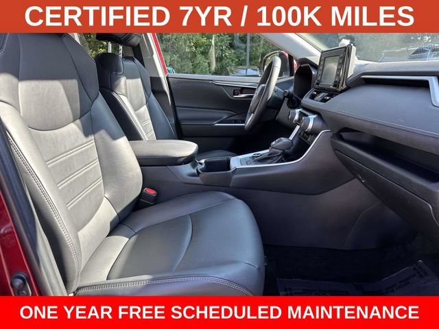 Used 2022 Toyota RAV4 XLE Premium AWD/4WD image 9
