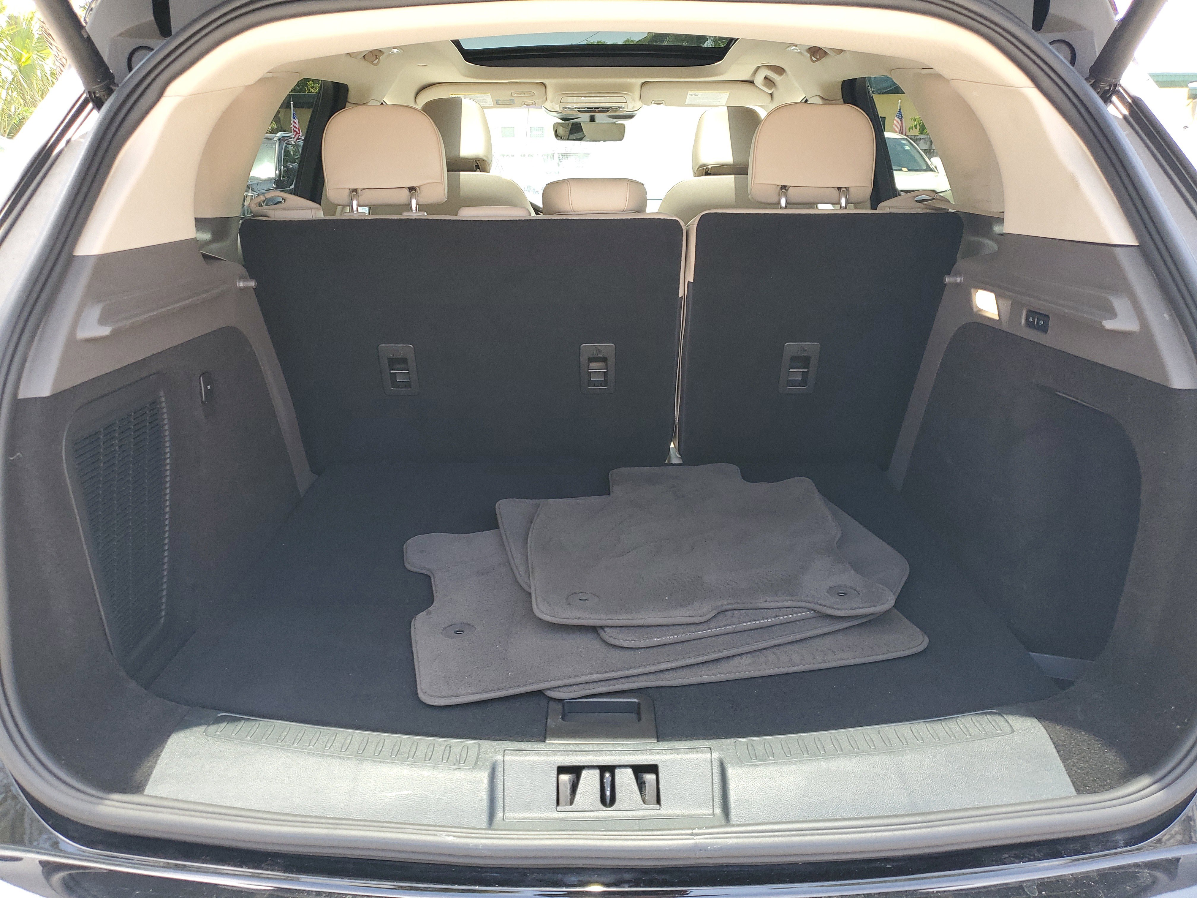 Used 2022 Lincoln Corsair Grand Touring image 13